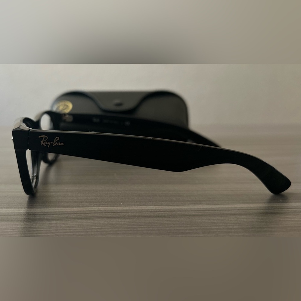 Ray Ban Eye frames with Case - Picture 3 of 10